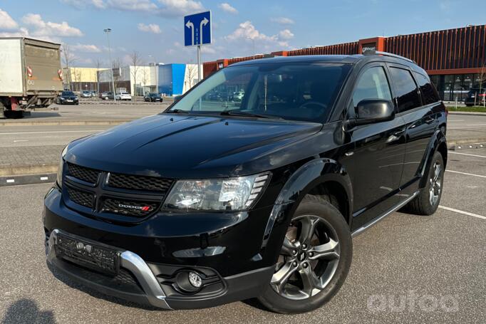 Dodge Journey 1 generation [restyling] Crossover