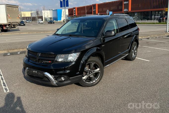 Dodge Journey 1 generation [restyling] Crossover
