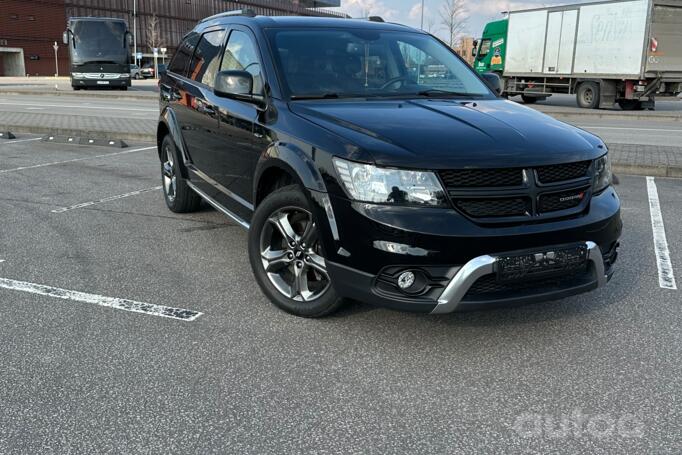 Dodge Journey 1 generation [restyling] Crossover