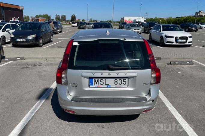 Volvo V50