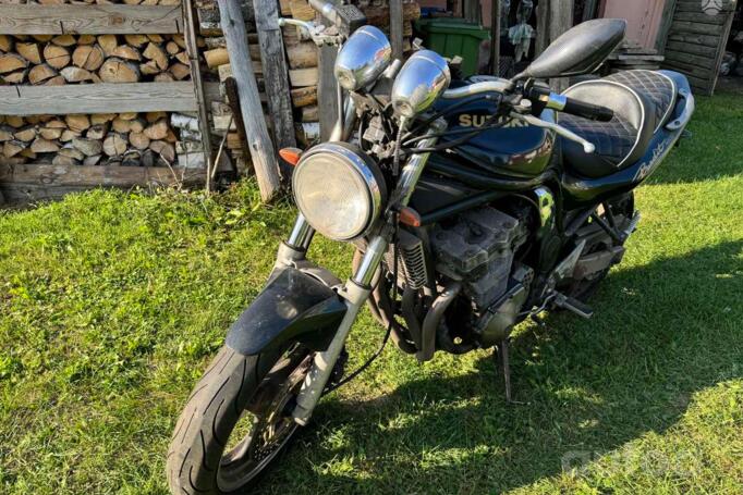 Suzuki GSF600S