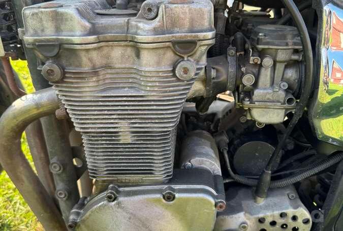 Suzuki GSF600S