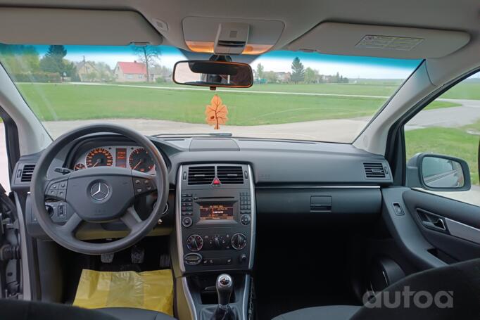 Mercedes-Benz B-Class W245 [restyling] Hatchback
