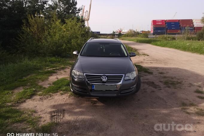 Volkswagen Passat B6 wagon 5-doors