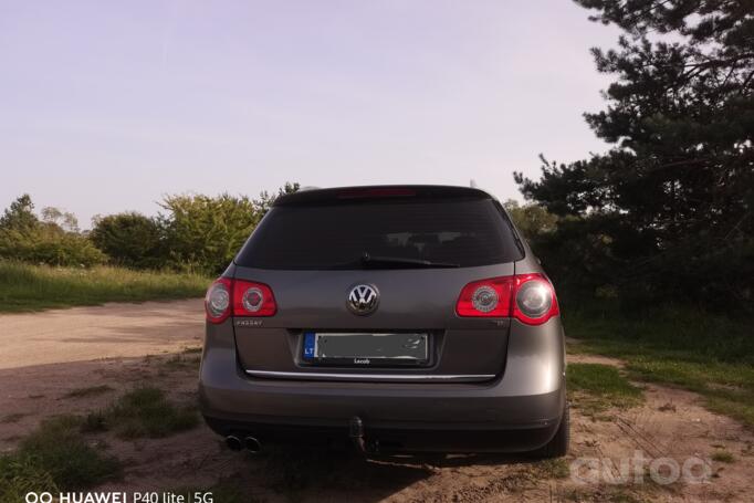Volkswagen Passat B6 wagon 5-doors