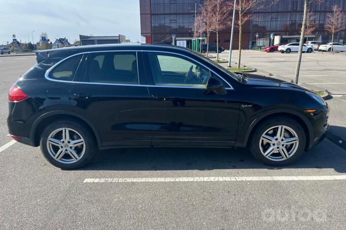 Porsche Cayenne 958 Crossover