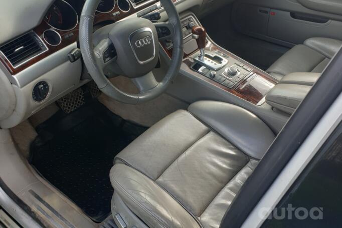 Audi A8 D3/4E [2th restyling] Sedan