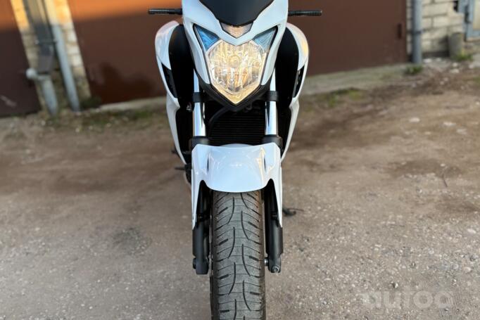 Honda CB
