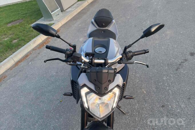 Yamaha MT