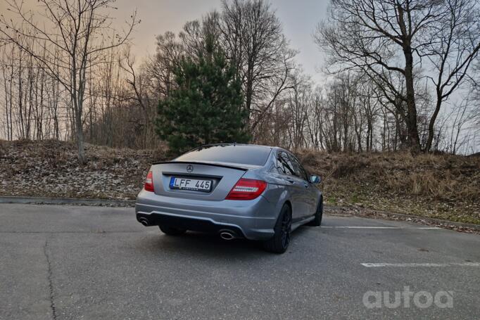 Mercedes-Benz C-Class W204/S204/C204 [restyling] Sedan 4-doors