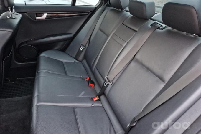 Mercedes-Benz C-Class W204/S204/C204 [restyling] Sedan 4-doors