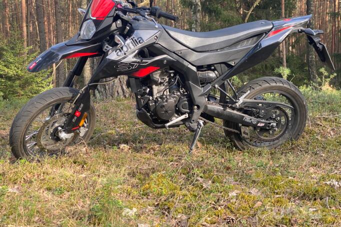 Aprilia SX