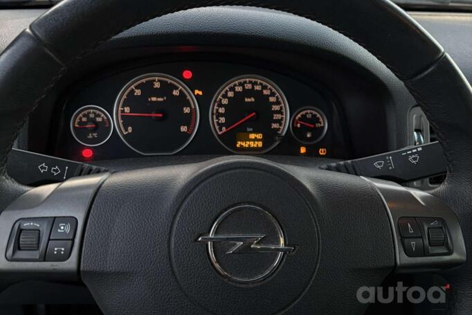 Opel Vectra C [restyling] wagon 5-doors