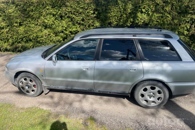 Audi A4 B5 Avant wagon 5-doors