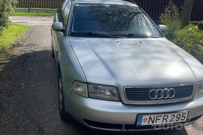 Audi A4 B5 Avant wagon 5-doors
