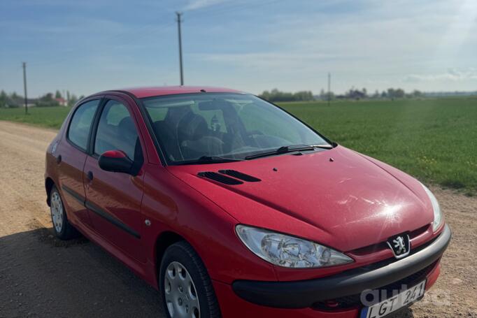 Peugeot 206 1 generation [restyling] Hatchback 5-doors