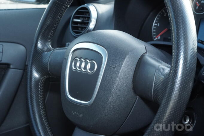 Audi A3 8P/8PA [restyling] Sportback hatchback 5-doors
