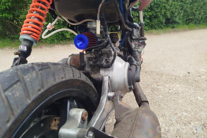 Aprilia SR