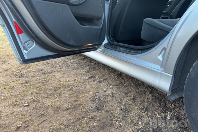 BMW 5 Series E39 Sedan 4-doors