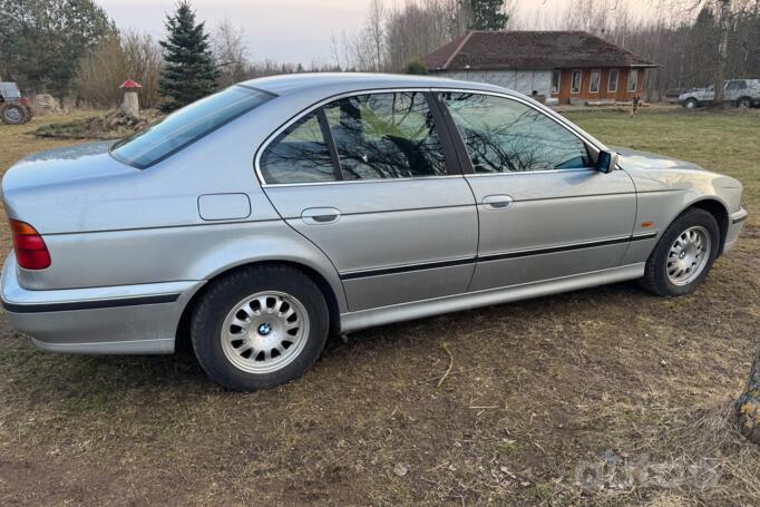 BMW 5 Series E39 Sedan 4-doors