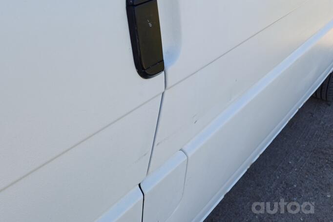 Volkswagen Caravelle T4 Minivan