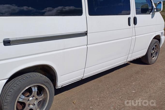 Volkswagen Caravelle T4 Minivan