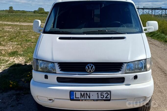 Volkswagen Caravelle T4 Minivan