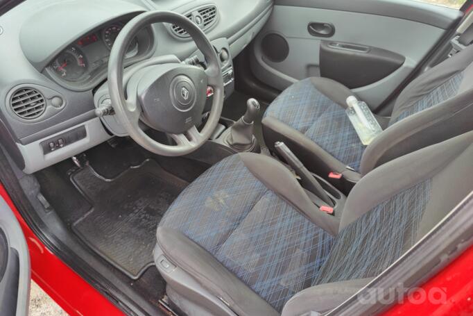 Renault Clio 3 generation Hatchback 5-doors