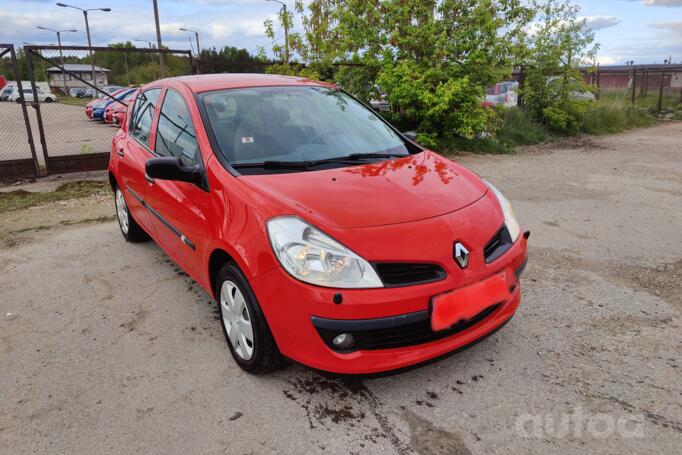 Renault Clio 3 generation Hatchback 5-doors
