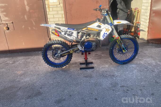 Husqvarna FC