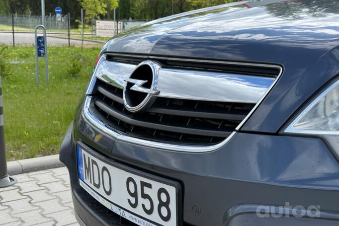 Opel Antara 1 generation Crossover