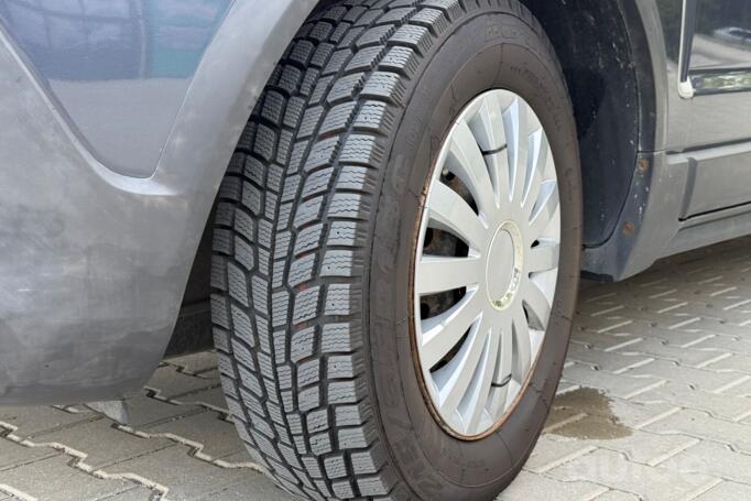 Opel Antara 1 generation Crossover