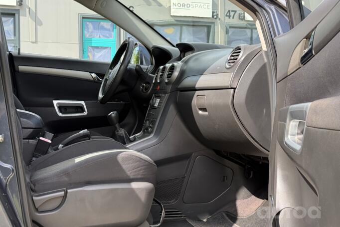Opel Antara 1 generation Crossover