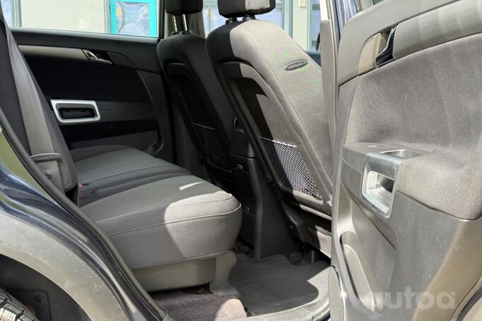 Opel Antara 1 generation Crossover