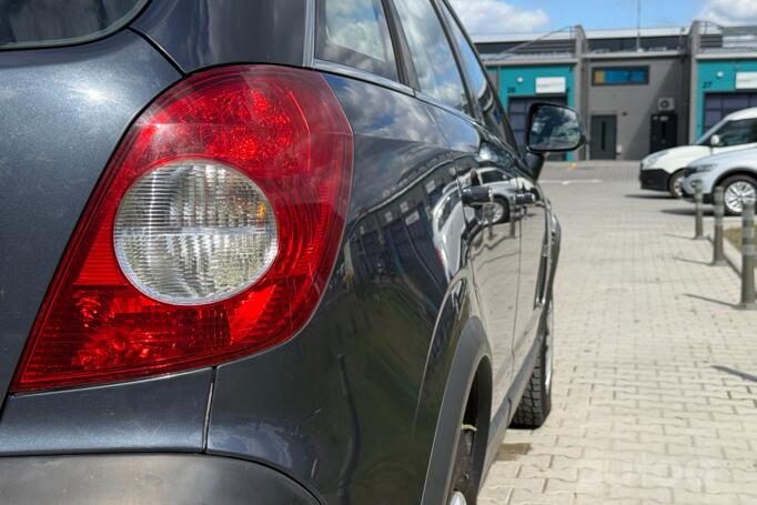 Opel Antara 1 generation Crossover