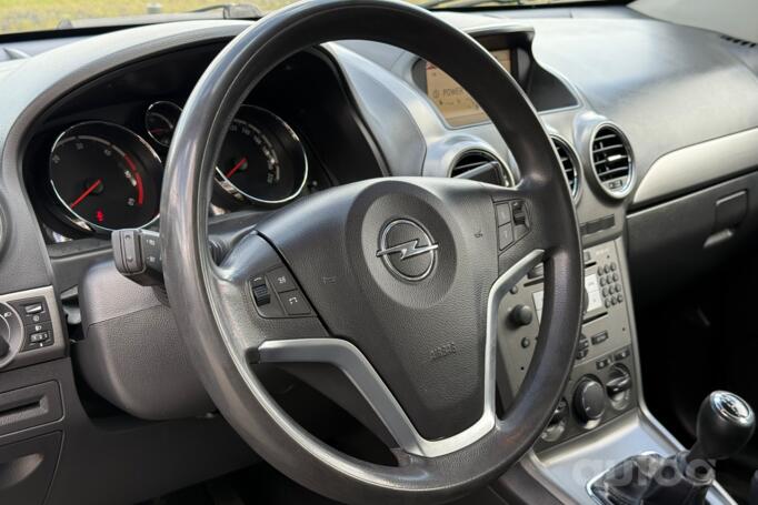 Opel Antara 1 generation Crossover