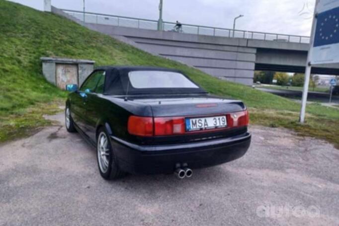Audi 90 3 generation (B4)