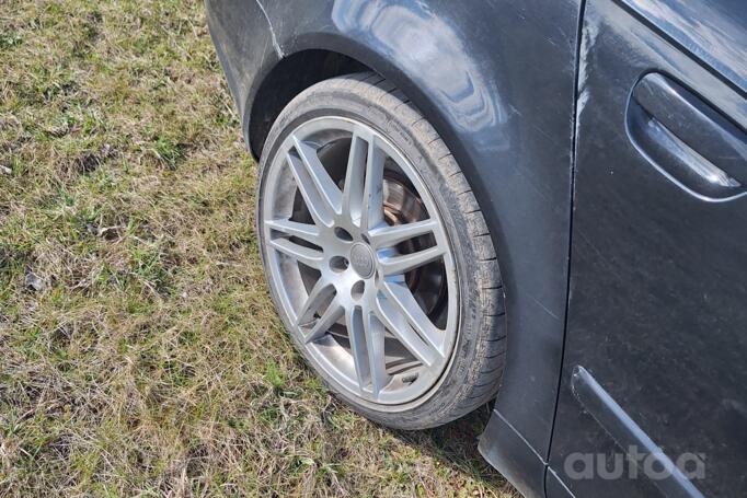 Audi A4 B7 Avant wagon 5-doors