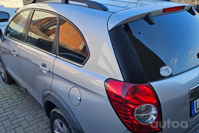 Chevrolet Captiva 1 generation Crossover