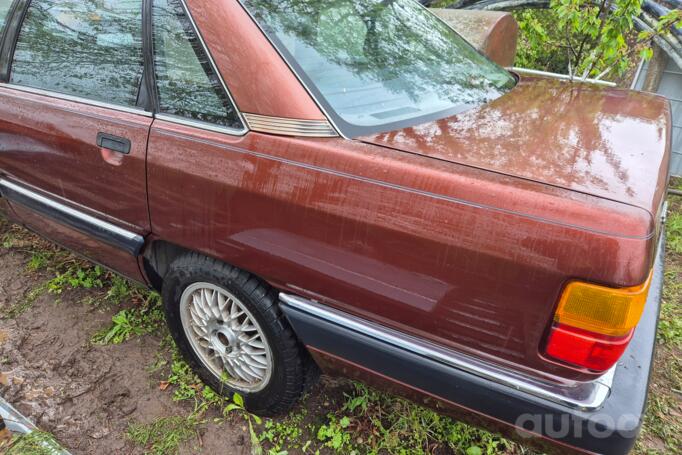 Audi 200 C3 [restyling]