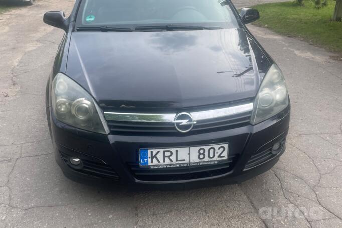 Opel Astra H Hatchback