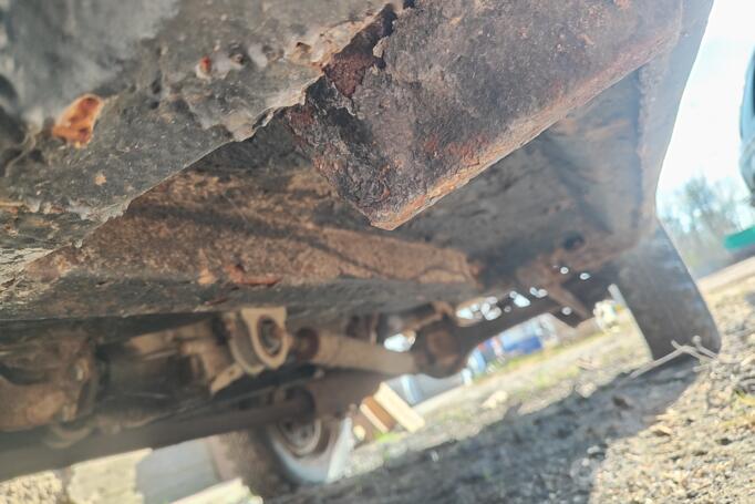 LADA (VAZ) 2121 (4x4)