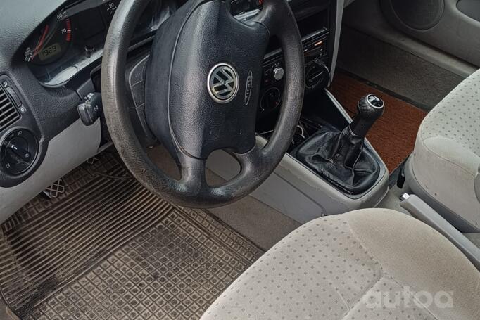 Volkswagen Golf 4 generation Hatchback 5-doors