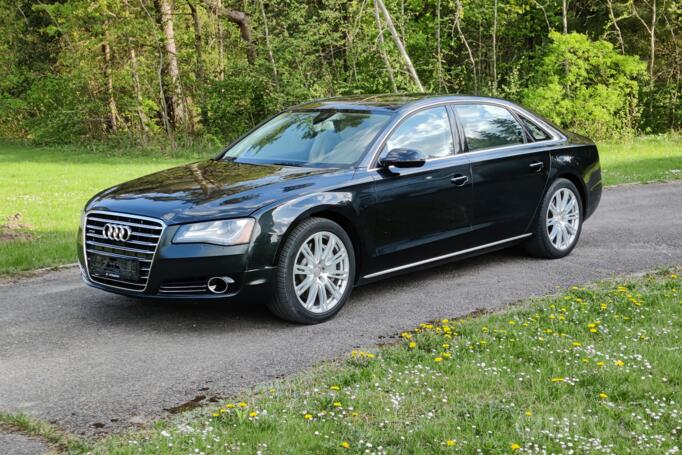 Audi A8 D4/4H Sedan