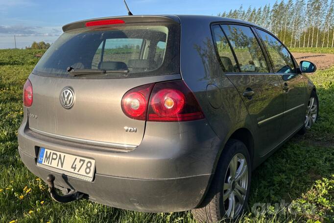 Volkswagen Golf 5 generation Hatchback 5-doors