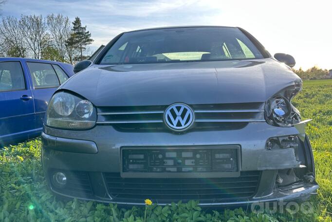 Volkswagen Golf 5 generation Hatchback 5-doors
