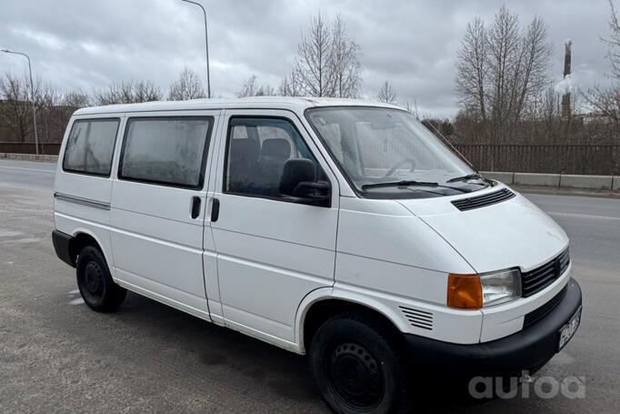 Volkswagen Transporter T4 Minivan 4-doors