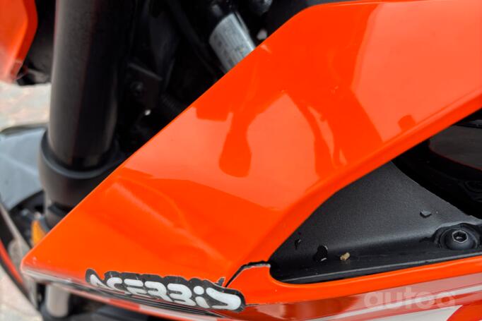 KTM Duke