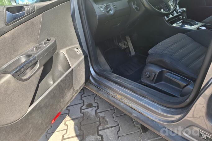 Volkswagen Passat B6 wagon 5-doors