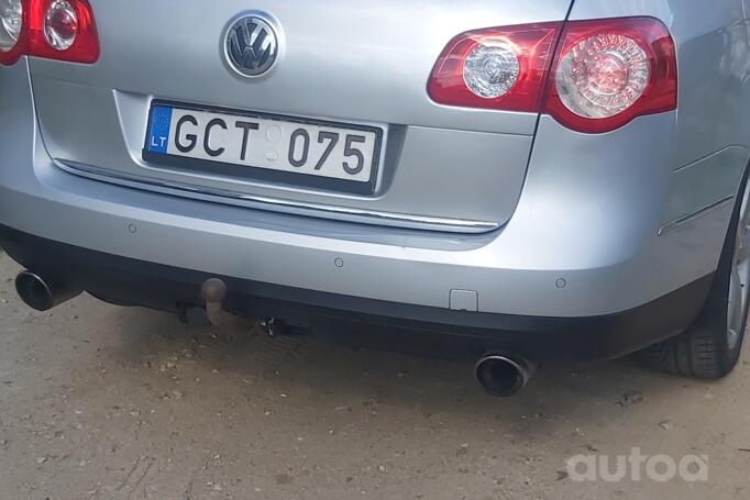 Volkswagen Passat B6 wagon 5-doors